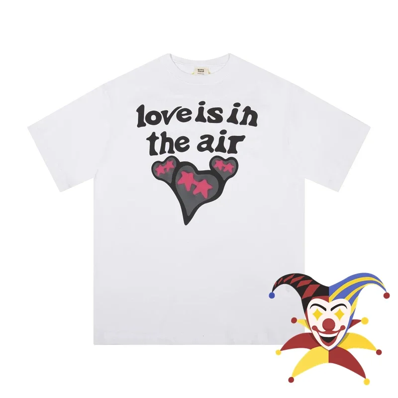 

Мужские и женские футболки с надписью Love Is In The Air Broken Planet