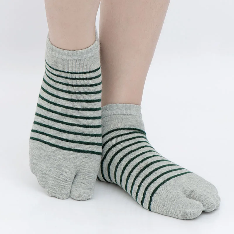 5 Pairs Fashion Two Toe Tabi Socks Men Women Combed Cotton Striped Two Fingers Sandal Socks Japanese Style Low Tube Ankle Socks