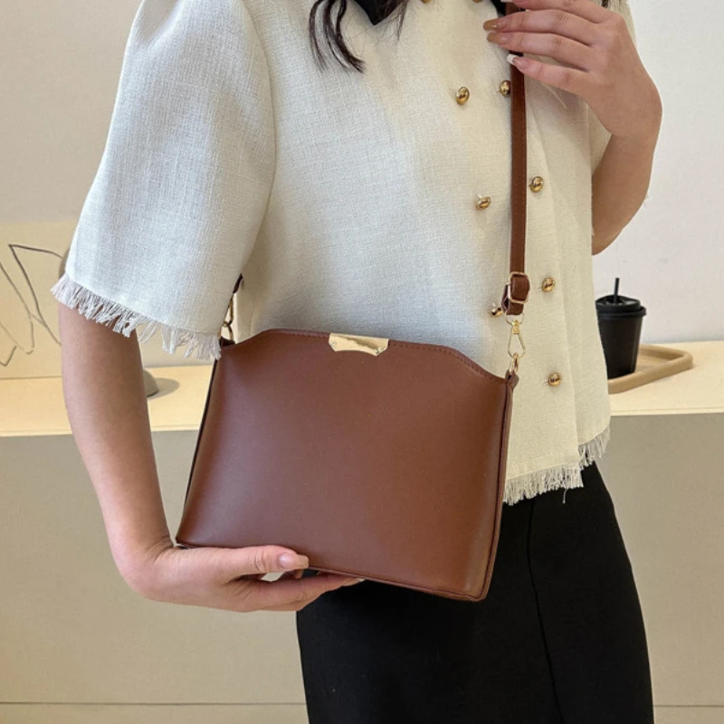 Candy Color Women Messenger Bags Casual Shell Shoulder Crossbody Bags Fashion Handbags Ladies Party Bag