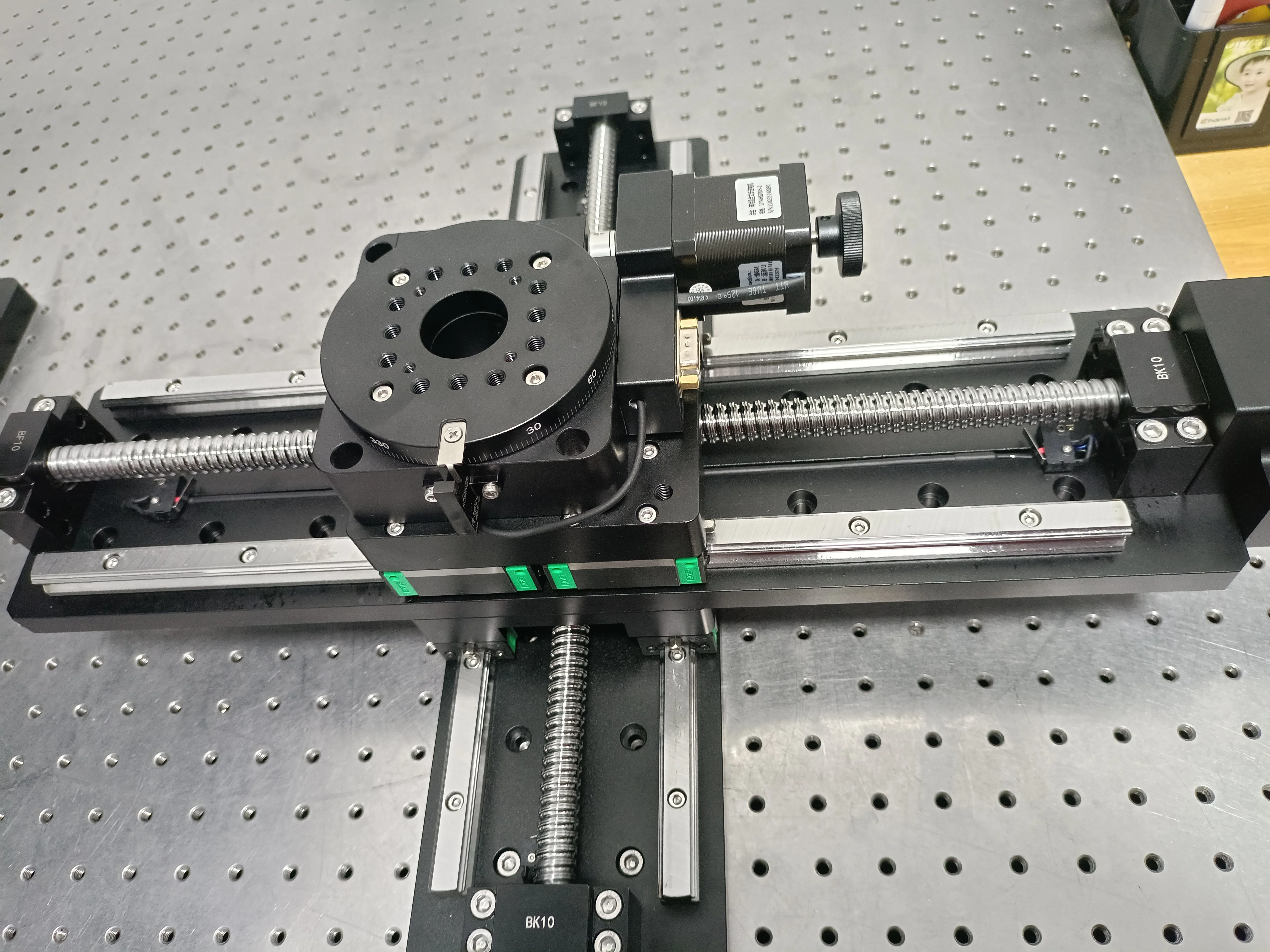 Motorized XY Table with Rotary Axis, 300x300mm Travel Range