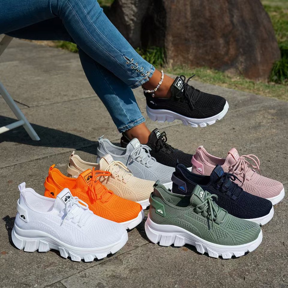 Women's 2025 Spring New Fashion Fly-woven Lightweight Breathable Dad Shoes Large Size Women's Shoes