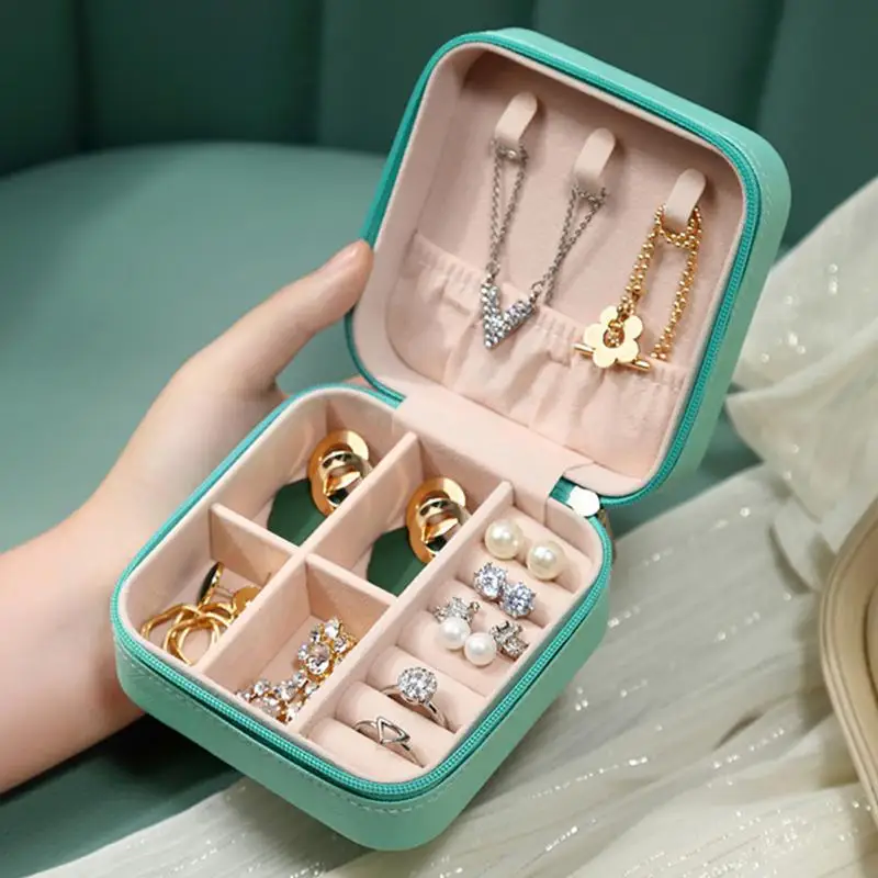 DesignSter Travel Jewelry Box - Velvet Mini Jewelry Organizer, Small  Jewelry Case for Girls Women, Jewelry Storage Box for Rings Earrings  Necklace