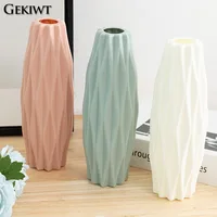 Diamond Pattern Plastic Smooth Vase Plants Basket Nordic Wedding Decorative Dining Durable for Living Room Bedroom Home Decora 2