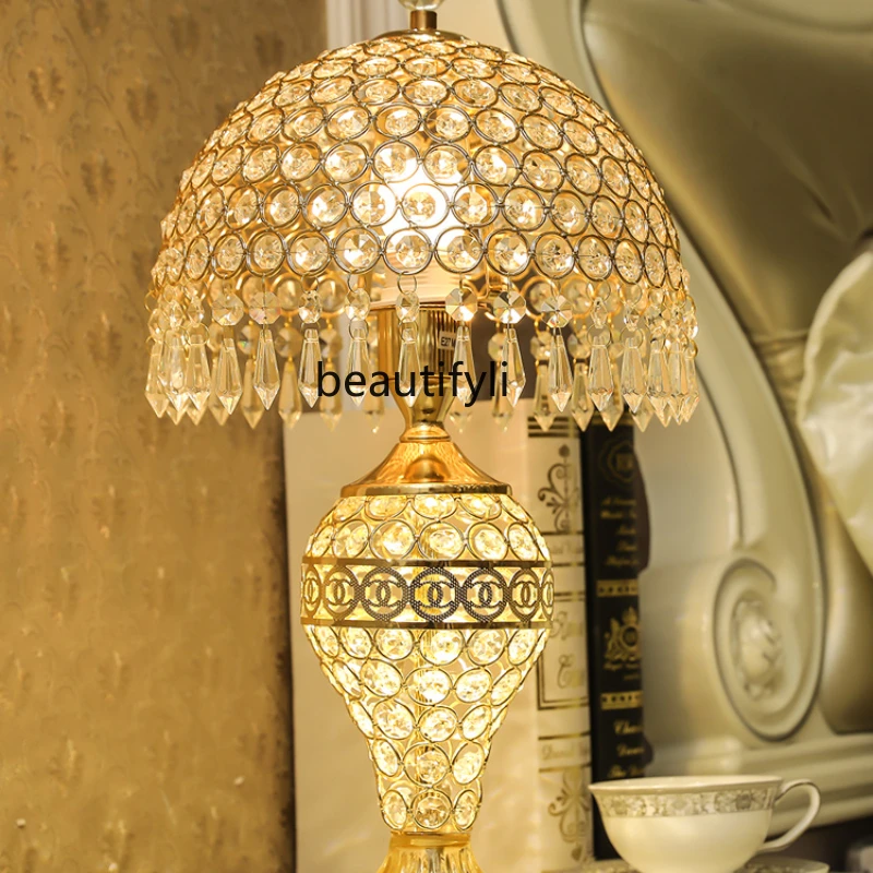

CXH Bedroom Bedside Lamp Luxury Romantic and Cozy Wedding Room Creative High-Grade Light Luxury Table Lamp