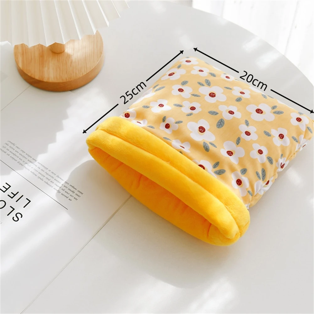 Cartoon Flower Santa Claus Guinea Pig Sleeping Bags Soft Cotton Hedgehog Rat Cage Pet Rest House Hut Tent Hamster Accessories pet sleeping bed,pet house,pet cotton nest,pet cave bed