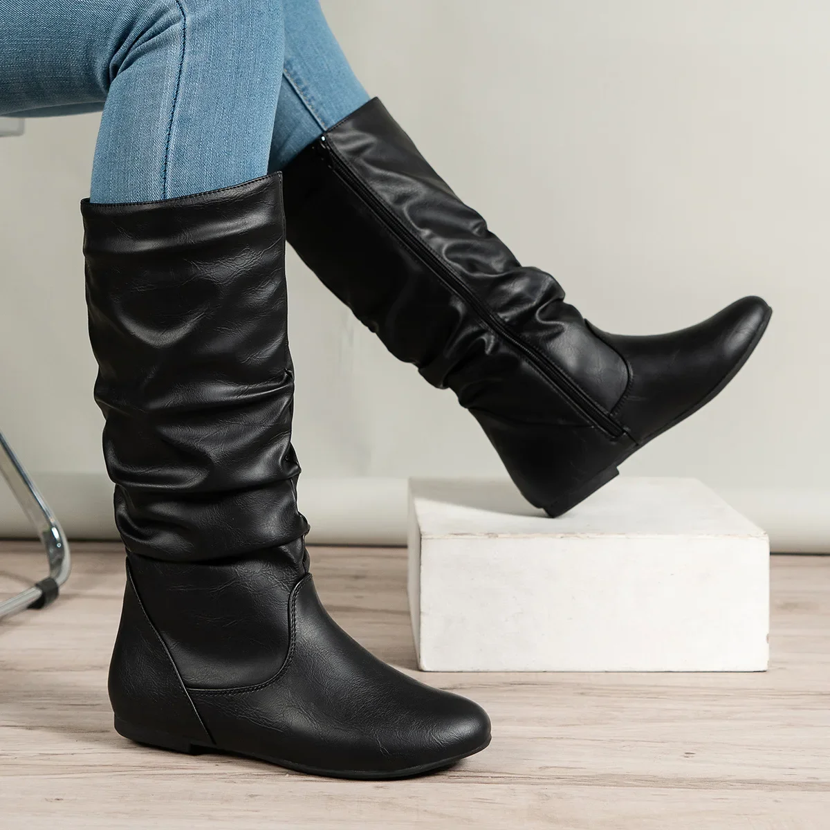 High-Top Solid Color Upper Fabric Inner Boots