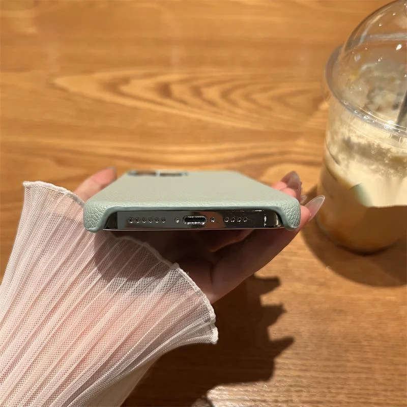 Étui de téléphone en cuir vert demi-pack, nouveau iPhone promax, sensation haut de gamme, 14 13 ensembles, 12 niche, 15 ultra anti-chute,_voghion.com