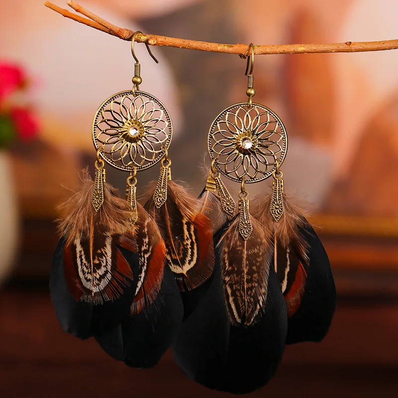 Bohemian Retro Hollow Sunflower Long Feather Dangle Earrings For Women Summer Beach Tassel Drop Earrings Wedding Bride Jewelry