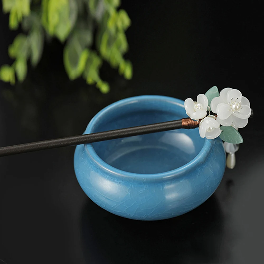 

Wood Hairpin Retro Chinese Hairpin with Durable Ebonized Wood White Fringed Hair Chopsticks for Cheongsam Han Clothes Tea Wear