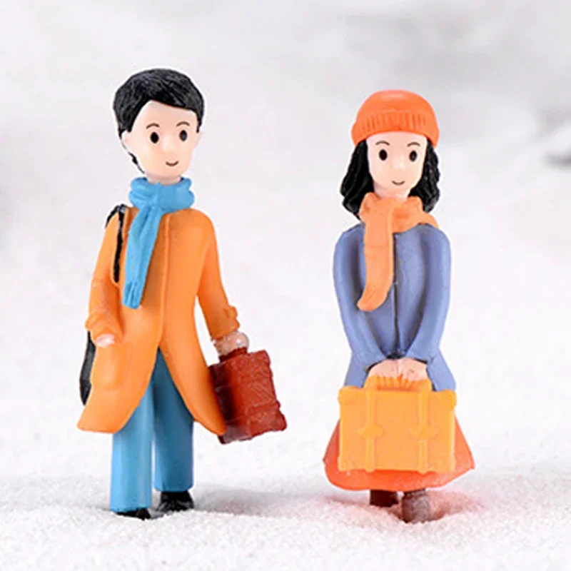 

1Pair Mini Lovers Couple Good Meet Figurines Girl Man Doll Toy Statue Ornament Miniatures Valentine's Day Gift Home Garden Decor