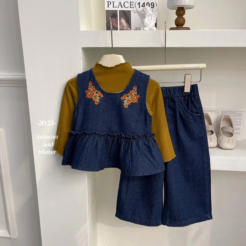 

Girls' Clothing Set Autumn Korean New Girls' Denim Vest + Solid Color Base Shirt +Straight Leg Jeans Embroidery 3-Piece Set 2-7Y
