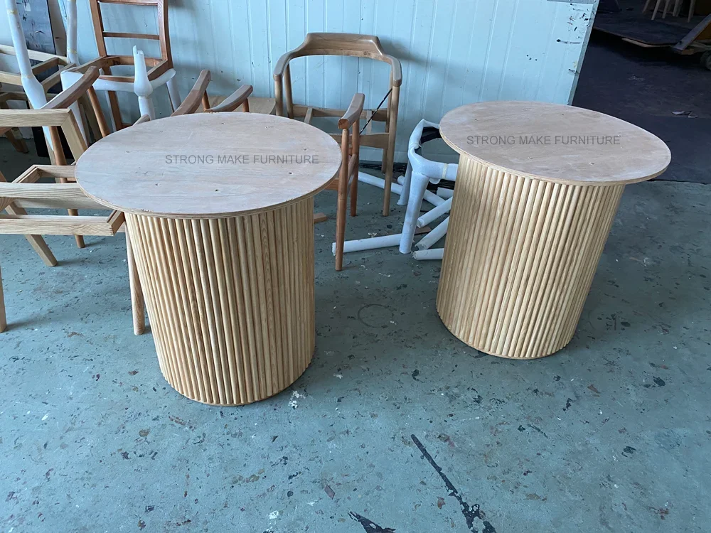 Nordic Modern Oak Circle Dinning Room Furniture Kitchen Esstisch Set Black Fluted Solid Wood Small Cylinder Round Dining Table