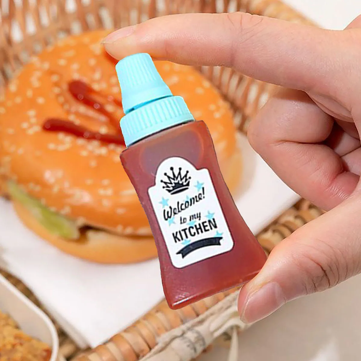 4pcs - Square Seasoning Split Bottle Cute Mini Portable Sauce Bottle