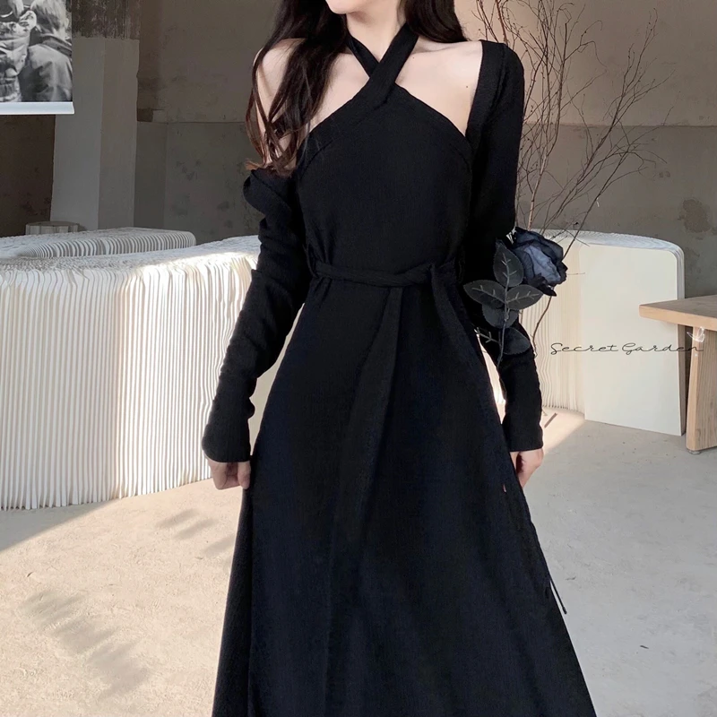 Vintage Two Piece Knitted Ready-to-wear Dresses Women 2022 Fashion New Maxi Cropped Cardigan+Halter Black Dress Female