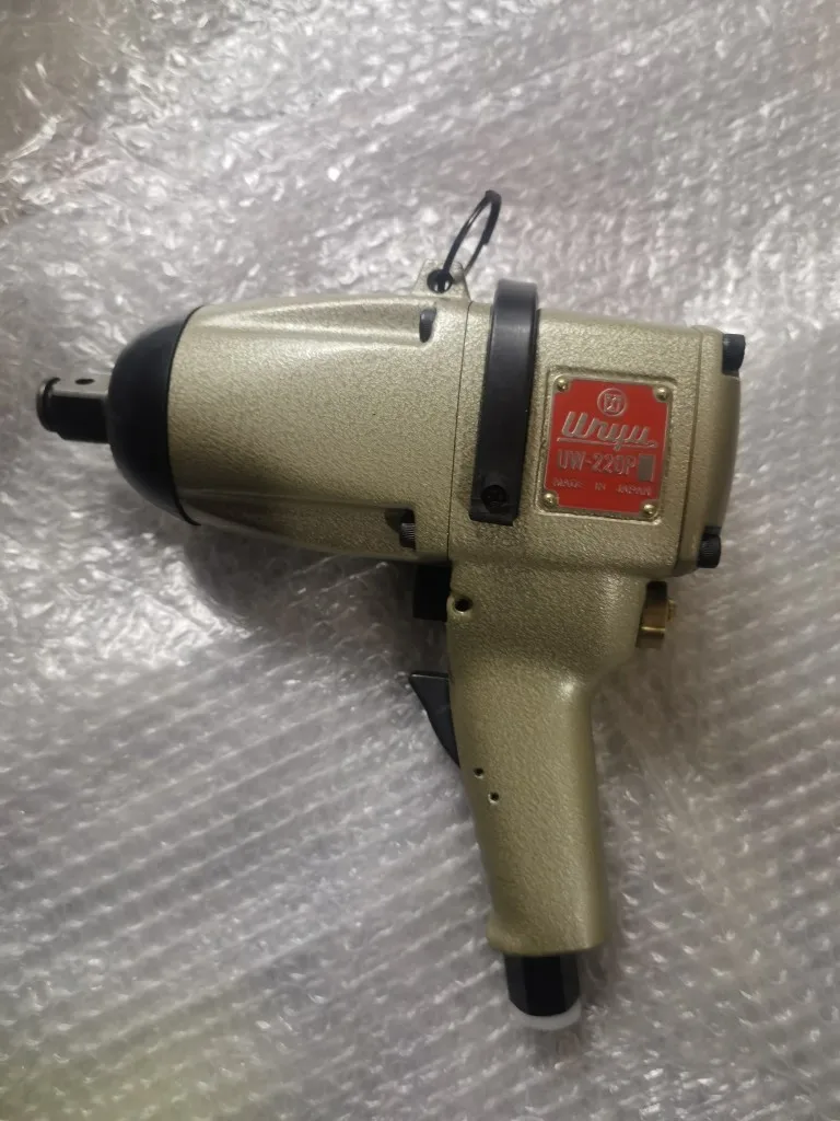 

Pneumatic Wrench UW-220P UW-220P UW-220P