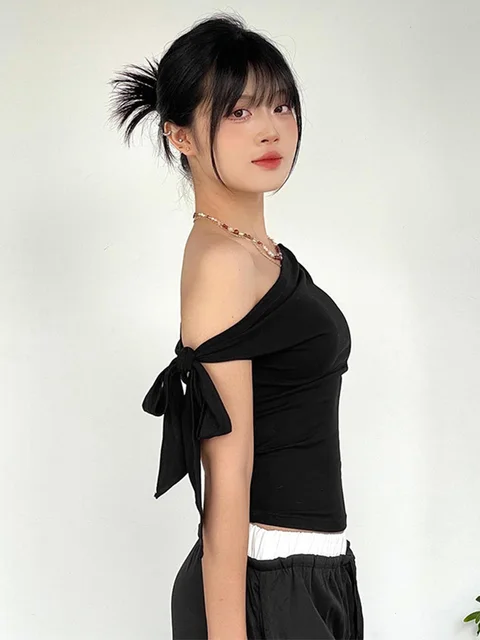 2024 Women'S Summer Ins Style New Shrink Pleated One-Shoulder Crop Top Backless Twist Tie Asymmetric T-Shirt Casual Top 2