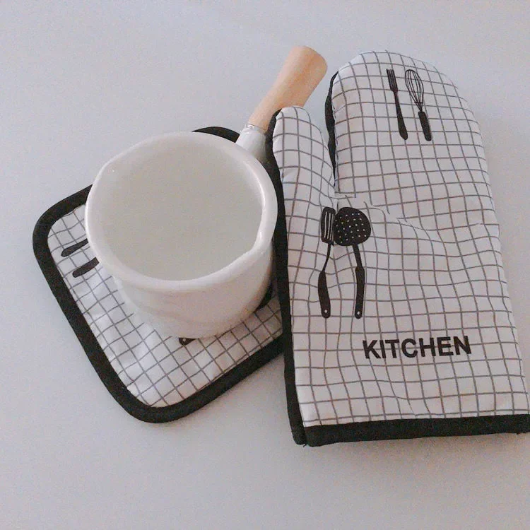 Anti-Scalding Microwave Cotton Gloves Insulation Pads Thickened Heat-Resistant Kitchen Oven Baking Barbecue Tools 2pcs/set kitchen gloves cotton pot holders