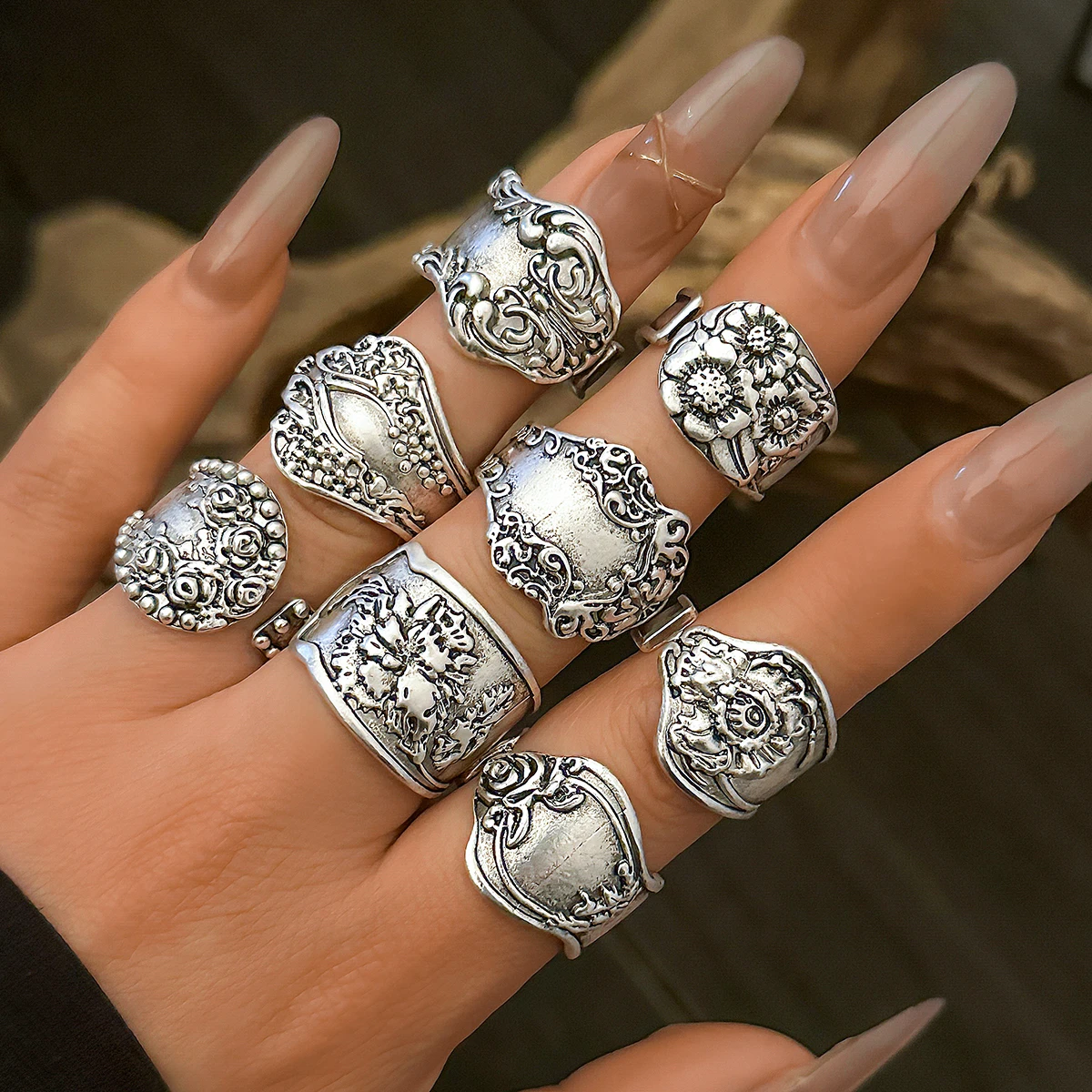 Ingemark 8 Stück Vintage Silber Farbe verstellbare offene Ringe für Frauen Goth geschnitzte Blume Metallringe Verlobung Mi Schmuck Geschenk