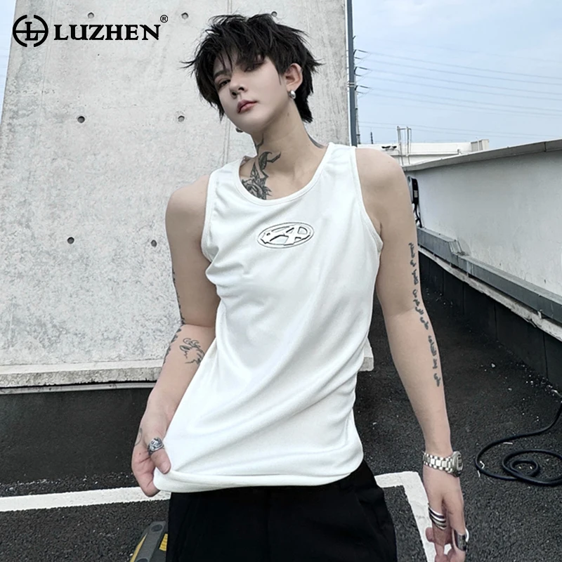 

LUZHEN Stylish New Letter Embossed Design Slim Fit Sleeveless Vests Original Plain Neutral Men's Tank Tops Free Shipping LZ4445