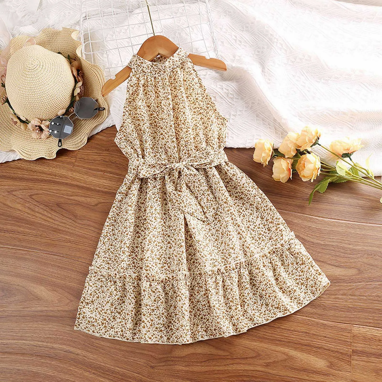 

Casual Summer Printed Sleeveless Floral Dress For Girls 4 TO 7 Years Sweet Party Children Clothing Beach Halter Dress Holiday