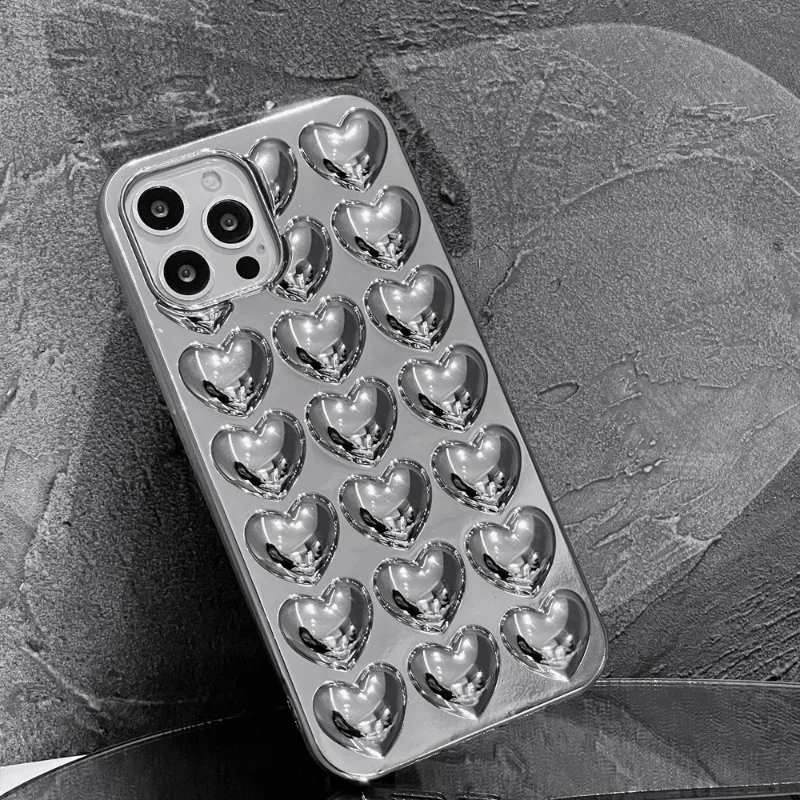 Three Dimensional Heart Electroplated Phone Case with Anti-Drop Protection