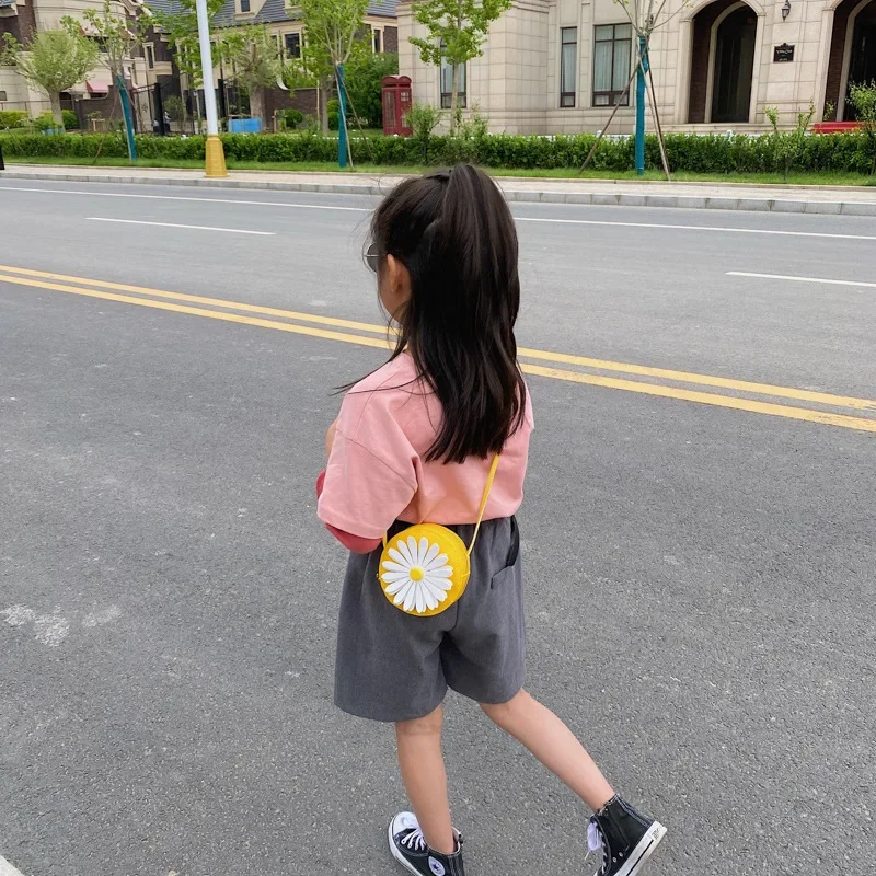 1 Piece Cute Kids Girl Shoulder Bag Cartoon Floral Round Messenger Bag for Toddler Lovely Mini Travel Cash Hair Clip Storage Bag 6