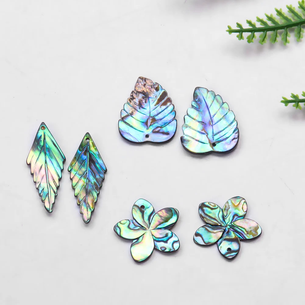 2PCS Colorful Natural Abalone Shell Pendant Charms Mother of Pearl Handmade Shell Carved DIY Jewelry Making Necklace Earrings