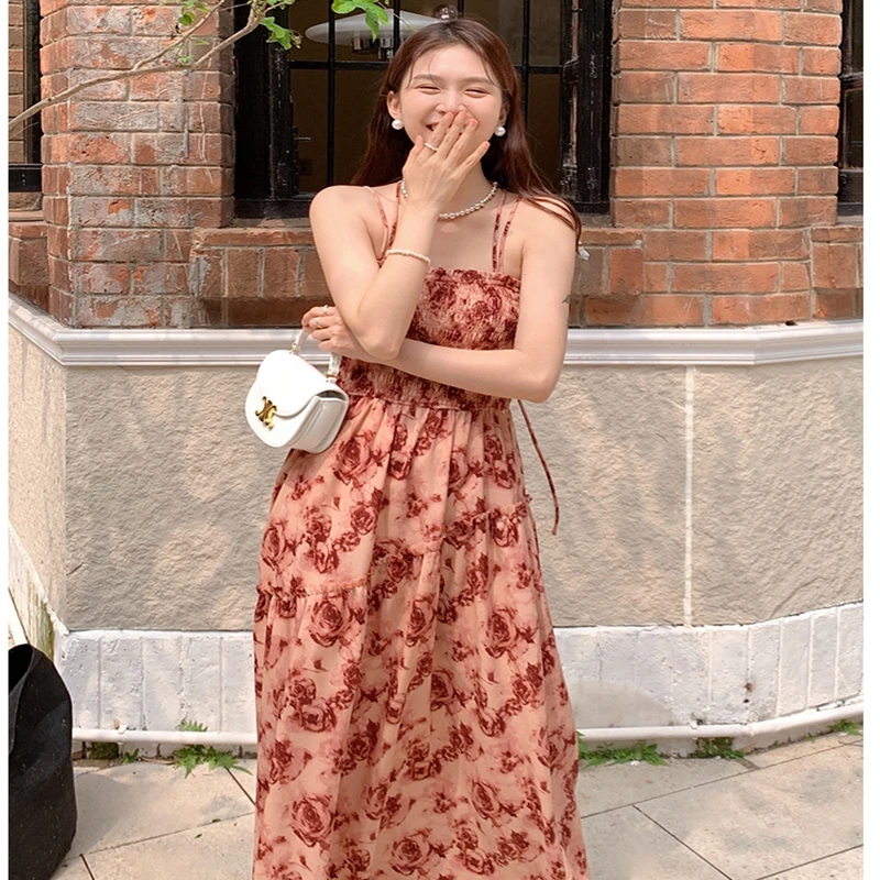 

2023 Summer New Dress French Romantic Print Chiffon Strap Fashion Versatile Slim Free Shipping