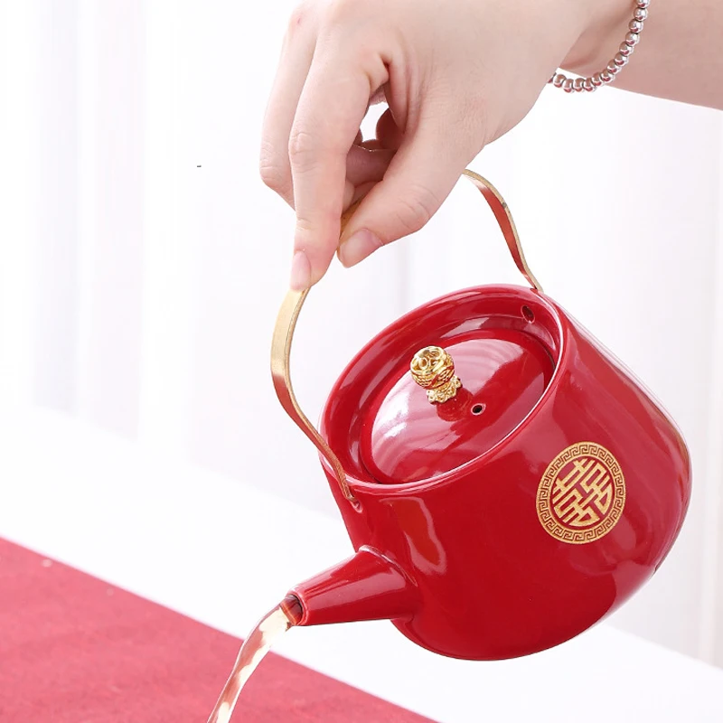 Chinese Style Red Ceramic Teapot, Kung Fu Household Supplies, Celebratory Wedding Banquet Supplies, Metal Handle Tea Pots, 1Pc