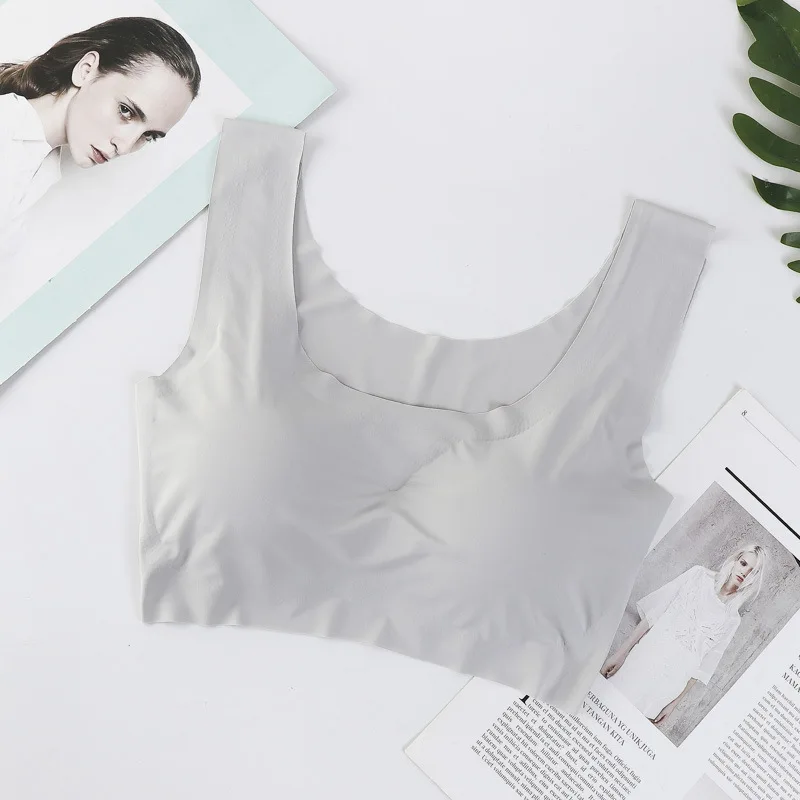 thumbnail image 1 of Sujetador de talla grande de seda de hielo Invisible sin costuras, sujetador de realce para mujer, lencería Sexy con cuello en U, almohadillas para sujetador, ropa interior Bralette, 1 of 5