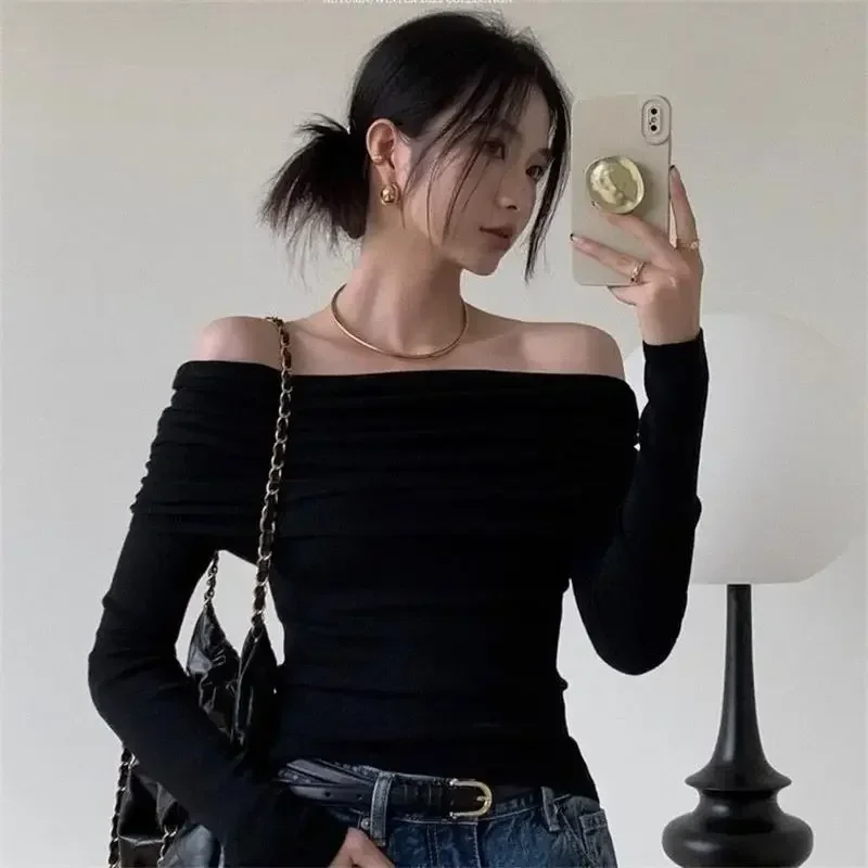 Women Off Shoulder Long Sleeve Knitted T-shirt Sexy Tops Solid Elegant Autumn Winter New Spicy Girl Slim Fit Short Red Crop Top 4