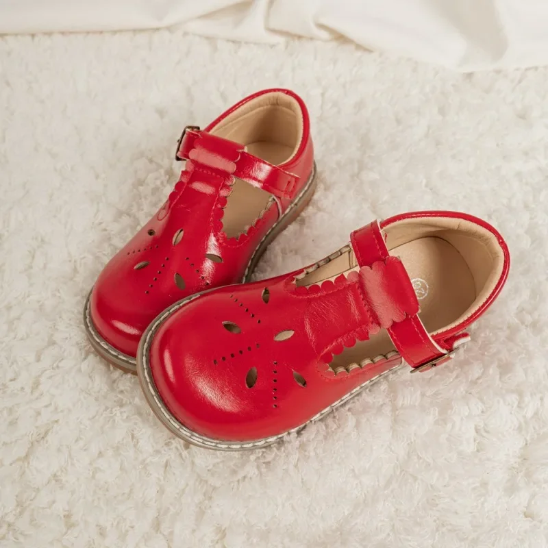 Leather Kids Flat Shoes Classic T-strap for Little Girls