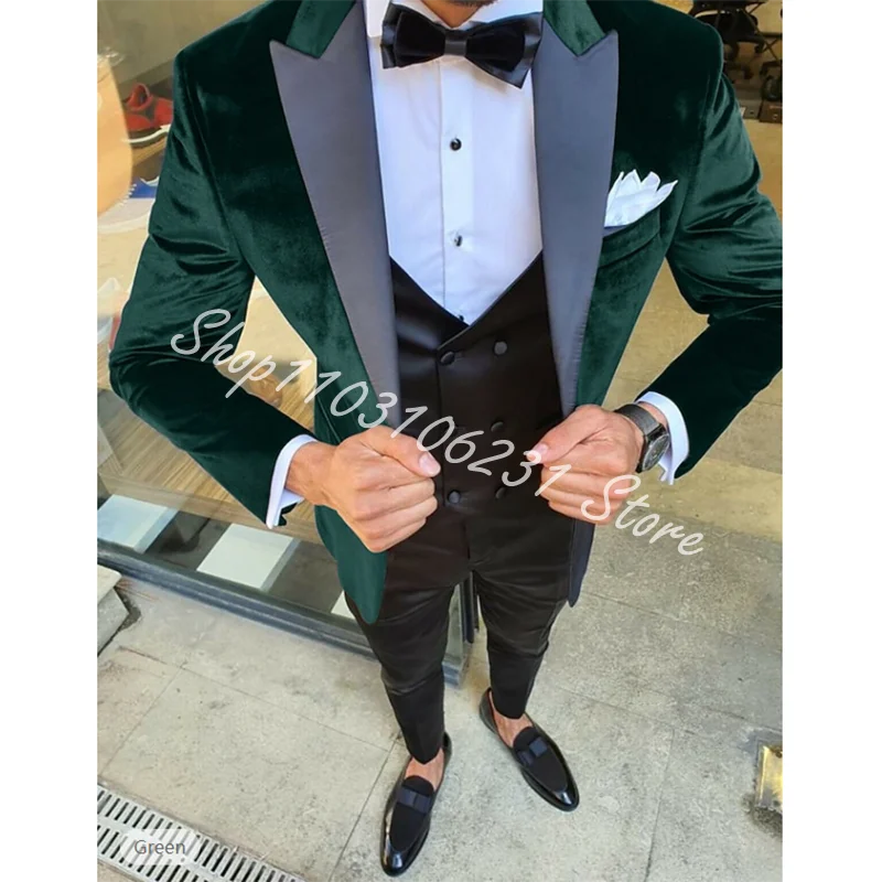 Рисунок 4 - Костюм мужской бархатный из 3 предметов