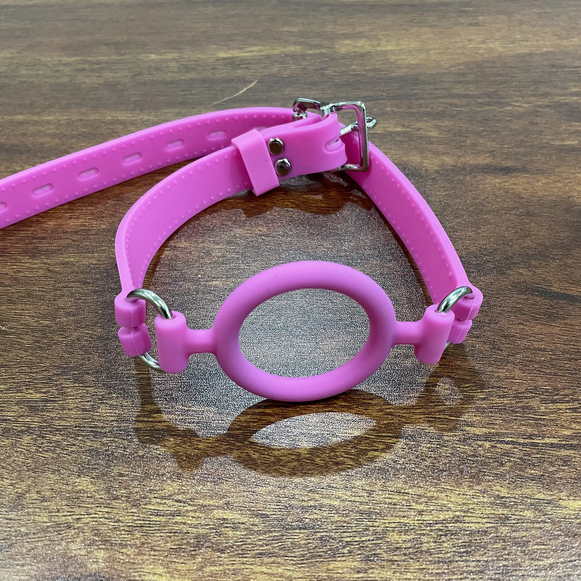 Sex bondage toys silicone open mouth oral gag o ring head harness for women gay