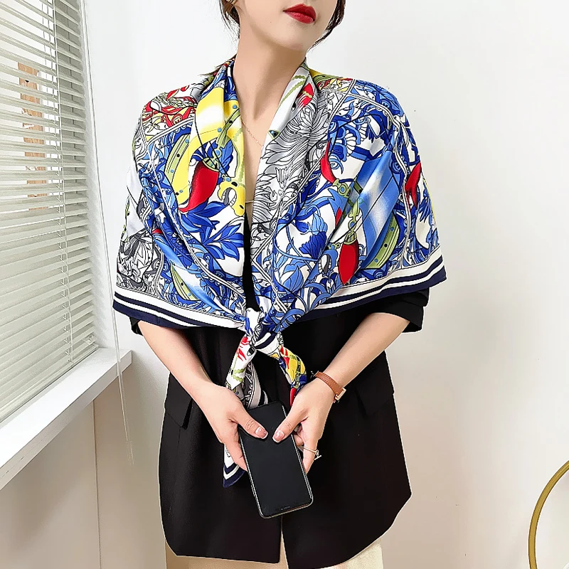 Рисунок 4 - Роскошный женский шарф на все четыре сезона