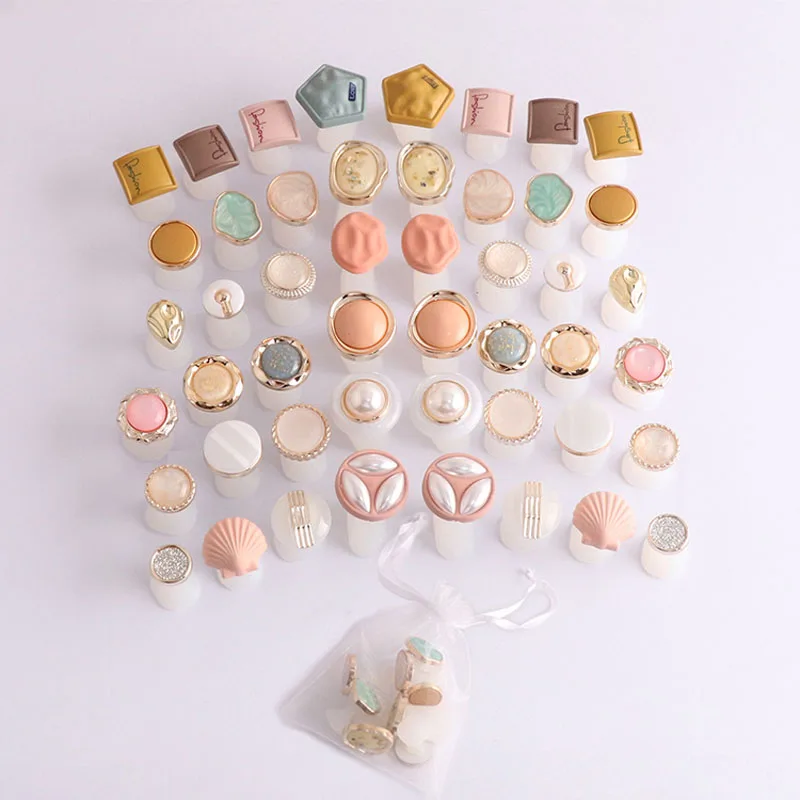 8Pcs Silicone Toe Separators Baroque Charming Pearls Design Foot Divider for Salon Manicure Pedicure Care Nail Art Tools