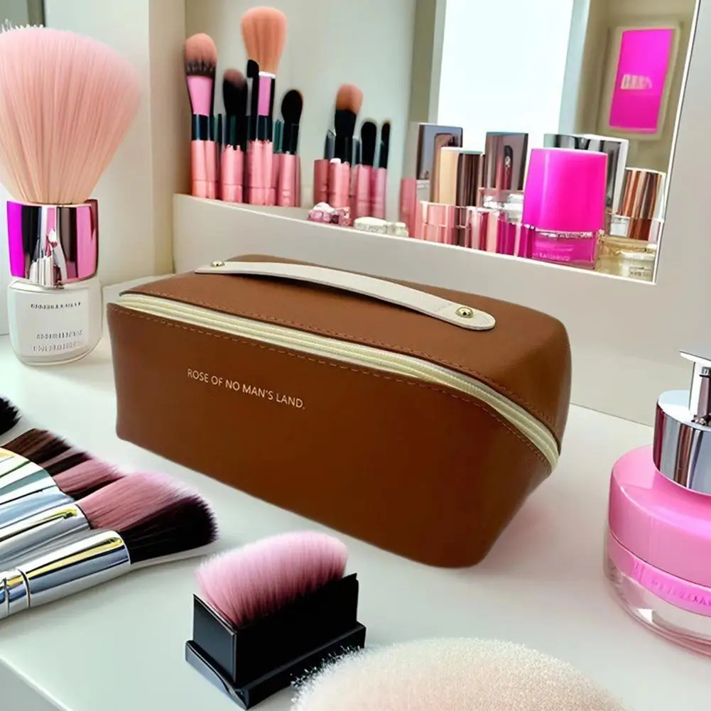 Luxury Female Makeup Organizer Bag PU Leather Cosmetic Case