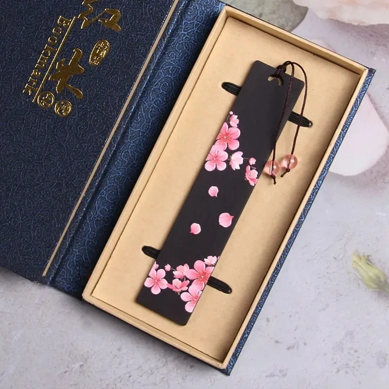 Creative Painted Carved Plum Blossom Sakura wooden bookmark School Gift Reading Accessories Supplies Chinese Style Book Clip 1pc