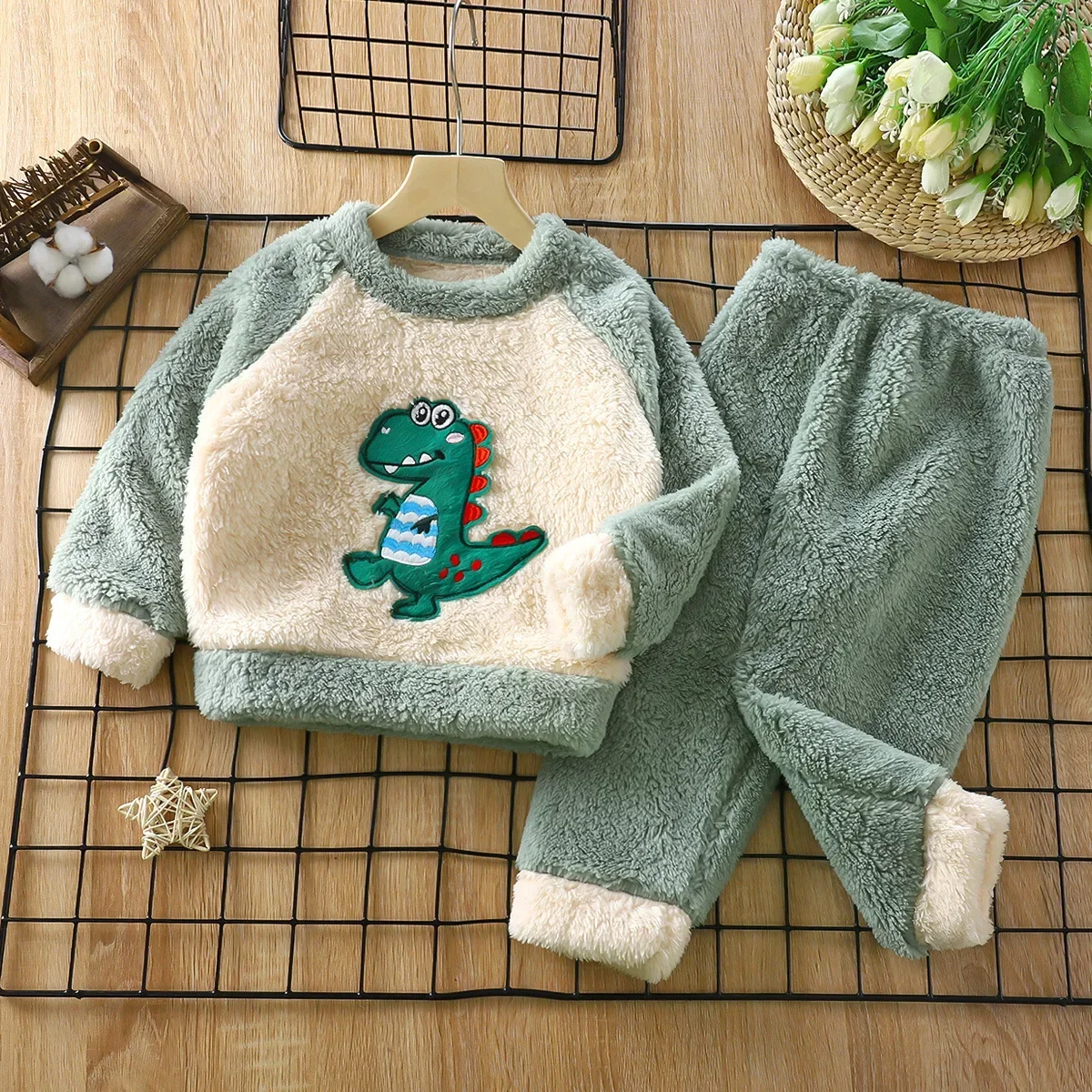 Cotton Pajama Set Children's Winter Flannel Set For Boys and Girls Plush Insulation Home Clothing Children's Pajamas Clothing