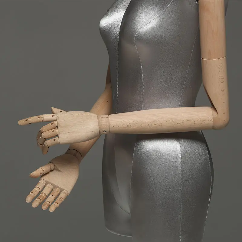Рисунок 5 - Женский манекен с деревянным или тканевым покрытием