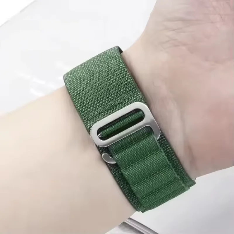 Breathable Nylon Strap - Soft and Comfortable Sport Bracelet - Replaceable Wristband