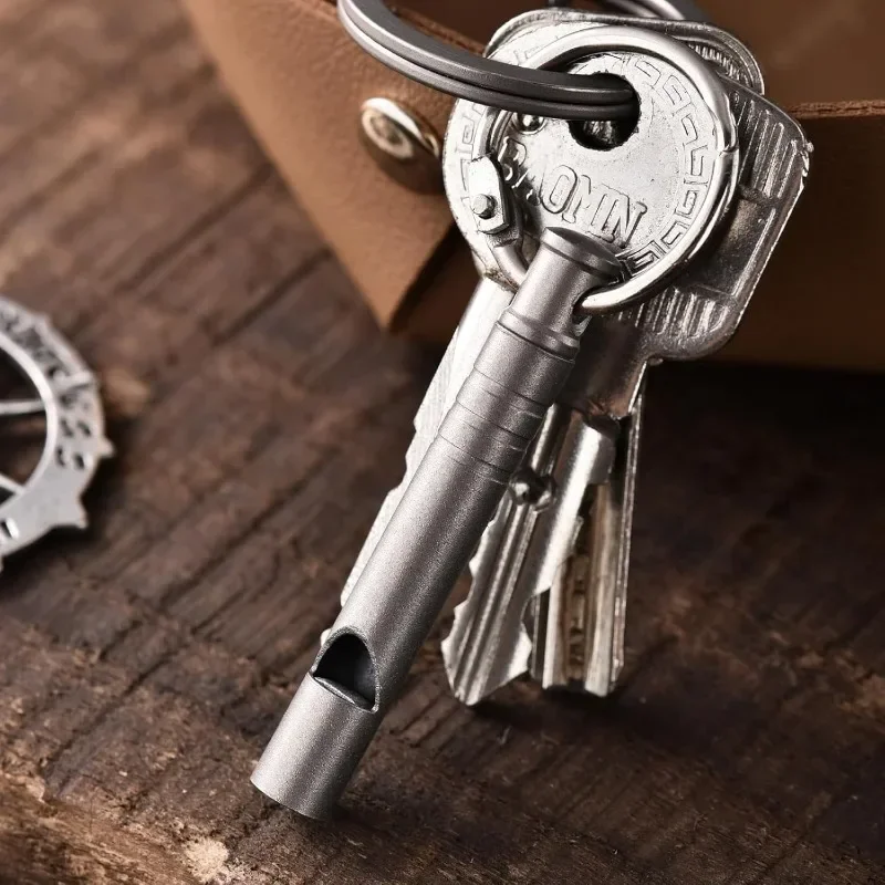 Изображение на външна спешна свирка 9