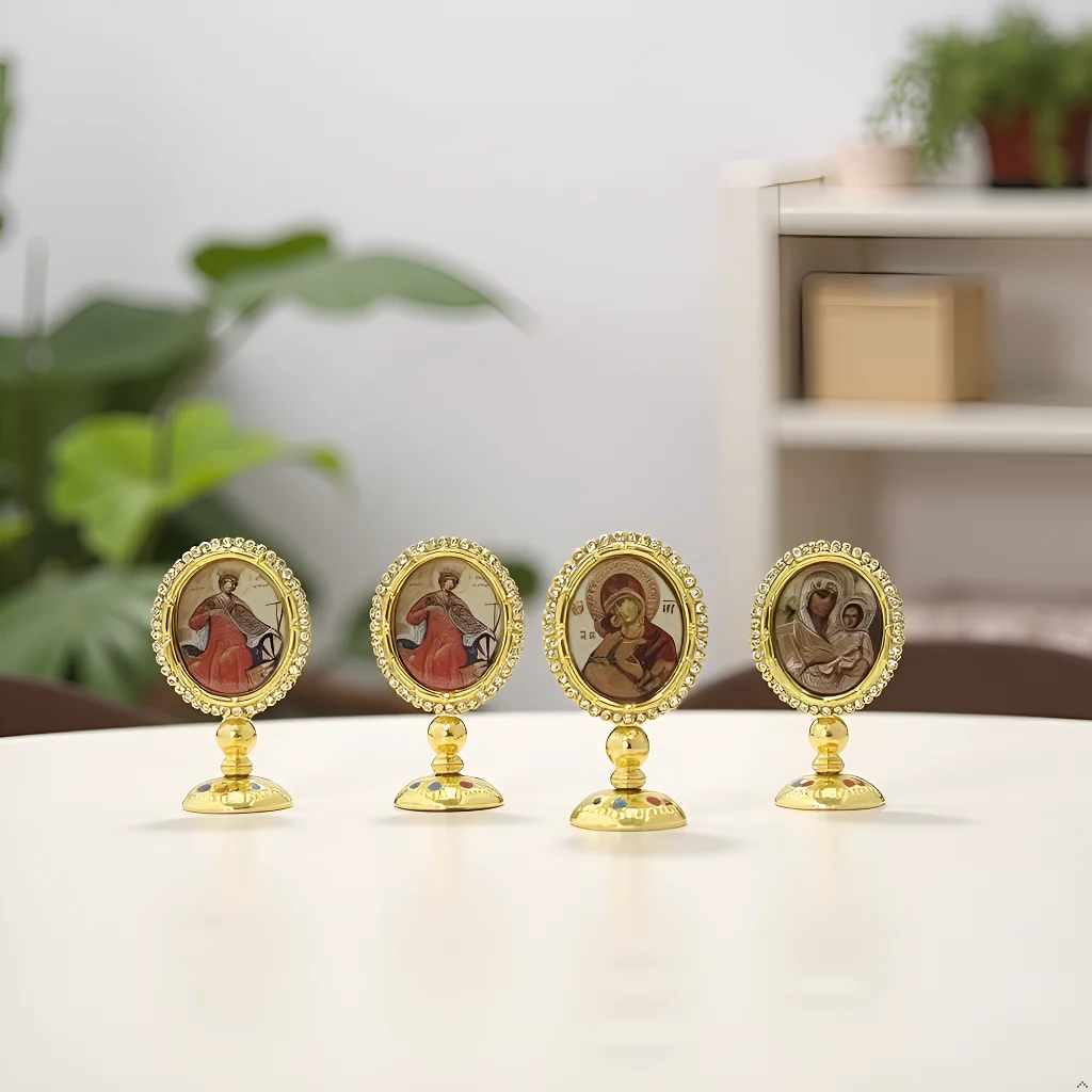 HTISOK 3,35" Ost-orthodoxes Symbol mit Zinklegierungs-Strasssteinen und vergoldeter Saints-Stick-On-Basis der Jungfrau Maria für das Armaturenbrett des Autos – Detail 6
