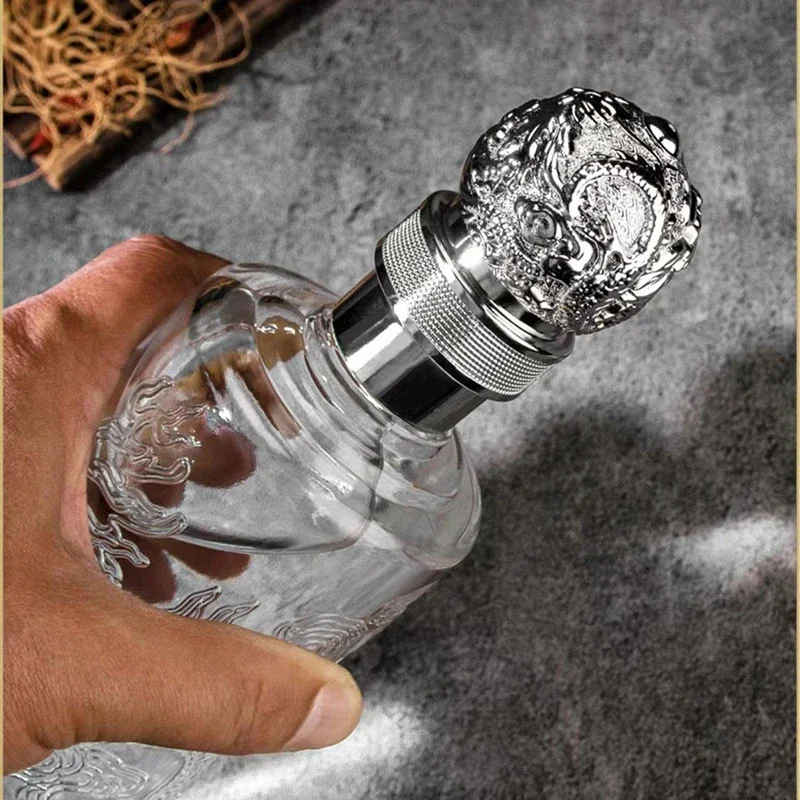 dragon engrave 500ML Round shaped Chinese Zodiac whiskey decanter for Liquor Scotch Bourbon