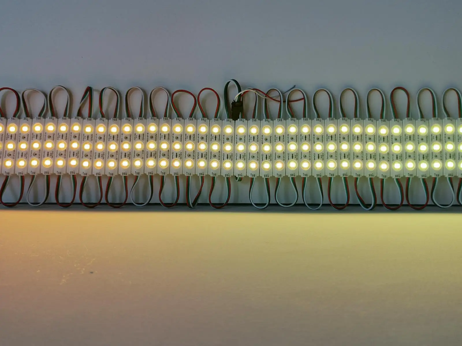 addressable LED Light Module for Commercial Advertising Luminous Characters IC 2811 SMD 5050 DC12V PVC injection