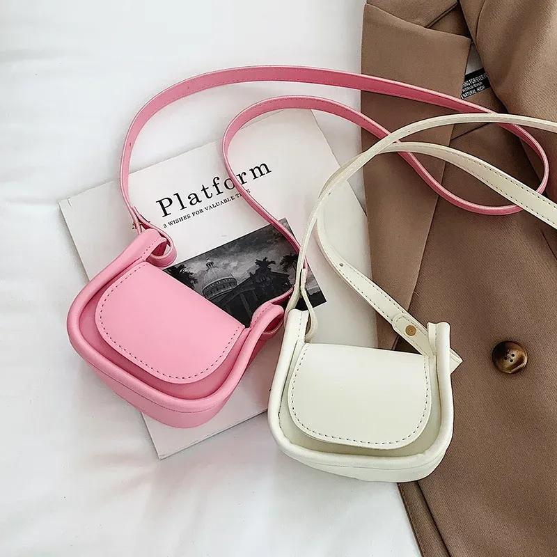 Fashionable Minimalist Mini Saddle Mouth Purse Women's Crossbody Bag New Hot Sale Of The Season Versatile Compact Stylish Small 