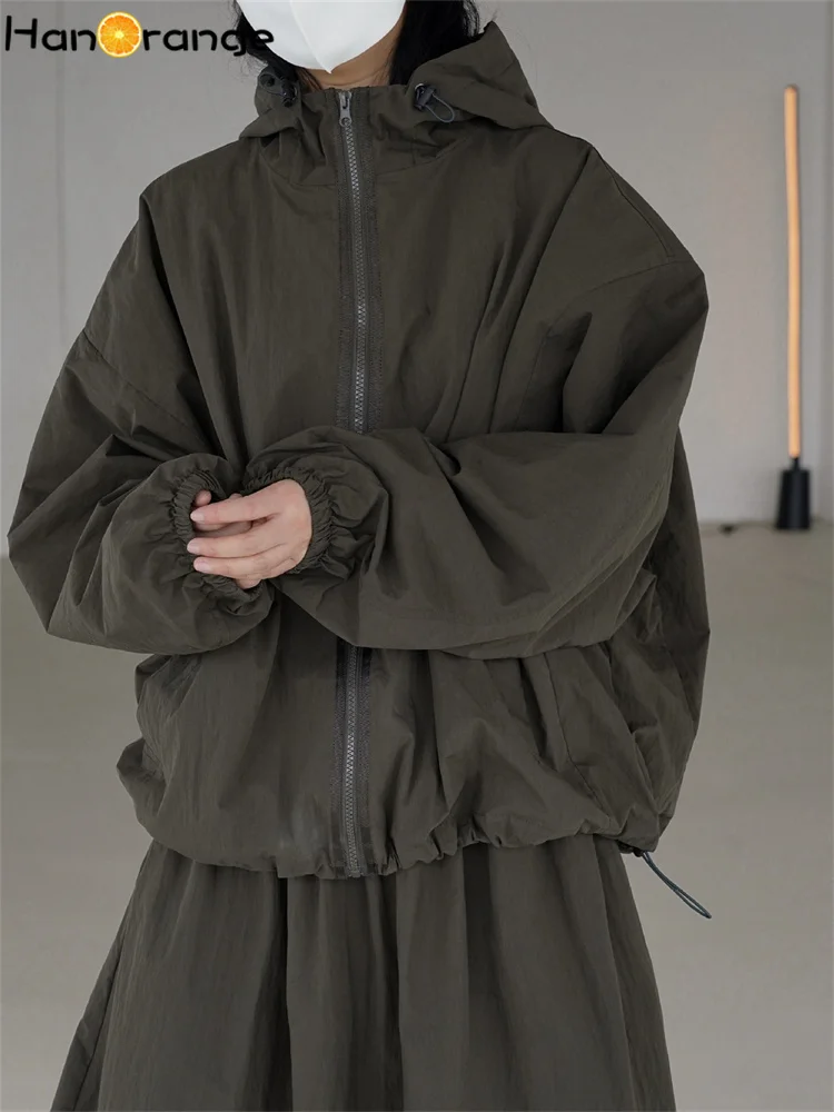 

HanOrange 2024 Spring Sports Hooded Windproof Cargo Jacket Women Loose Silhouette Casual Coat Female Black/Military Green