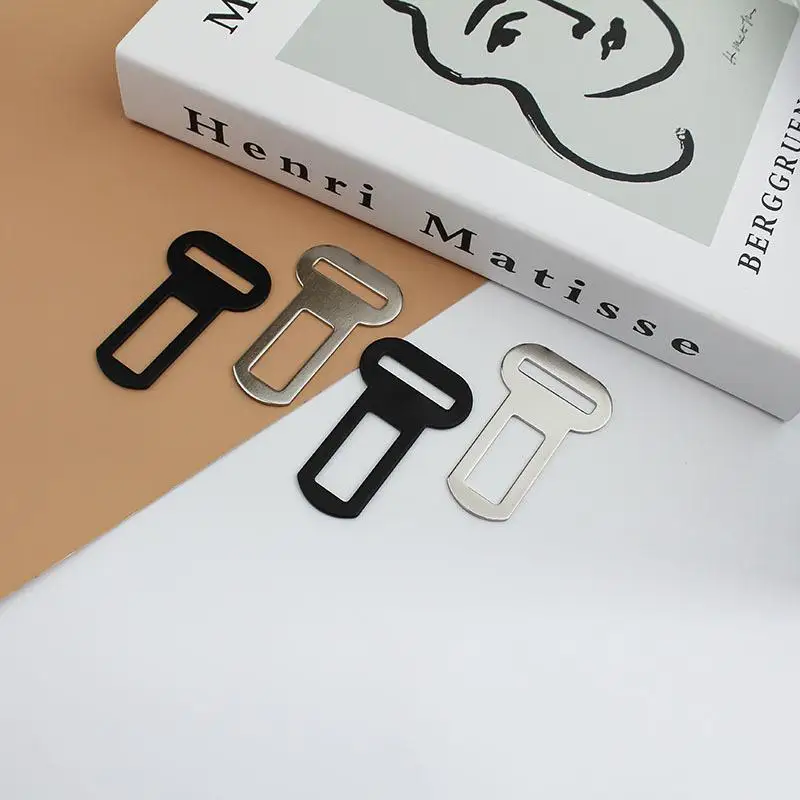 5Pcs Thick Pet Seat Belt Adapters Seat Belt Clip Seatbelt Lock Buckle Plug Car Metal Clips For Pet Leashes Car Accessories S54f6b5ac9b1f4dfe8ab530d653757004l