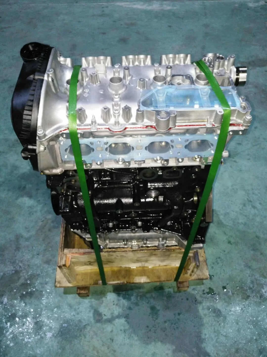 Рисунок 5 - Блок двигателя EA888 для AUDI Q5 2
