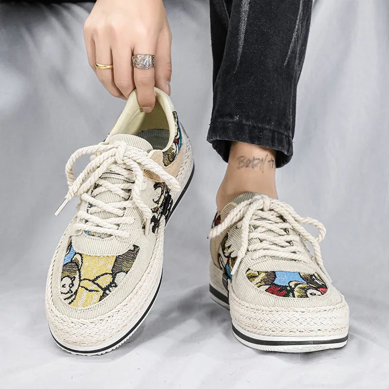 2025 Spring New Embroidery Men's Fisherman Shoes Comfortable Breathable Casual Shoes For Men Low Top Flat Skateboard Shoes Male 3